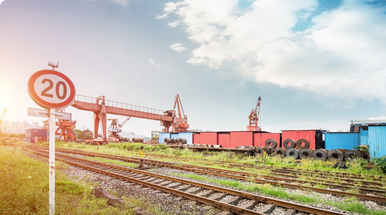 ROAD & RAIL CONTAINER TRANSPORT